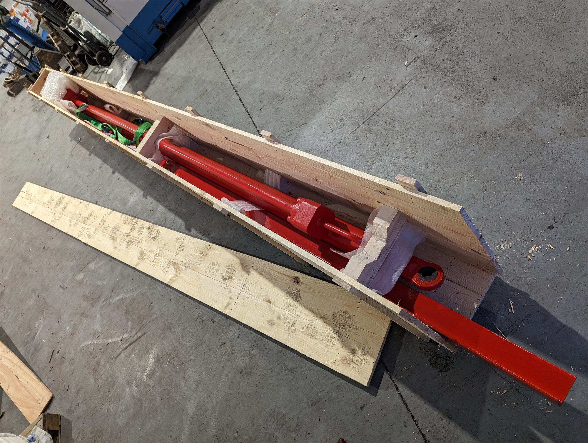 Overload protection cylinder